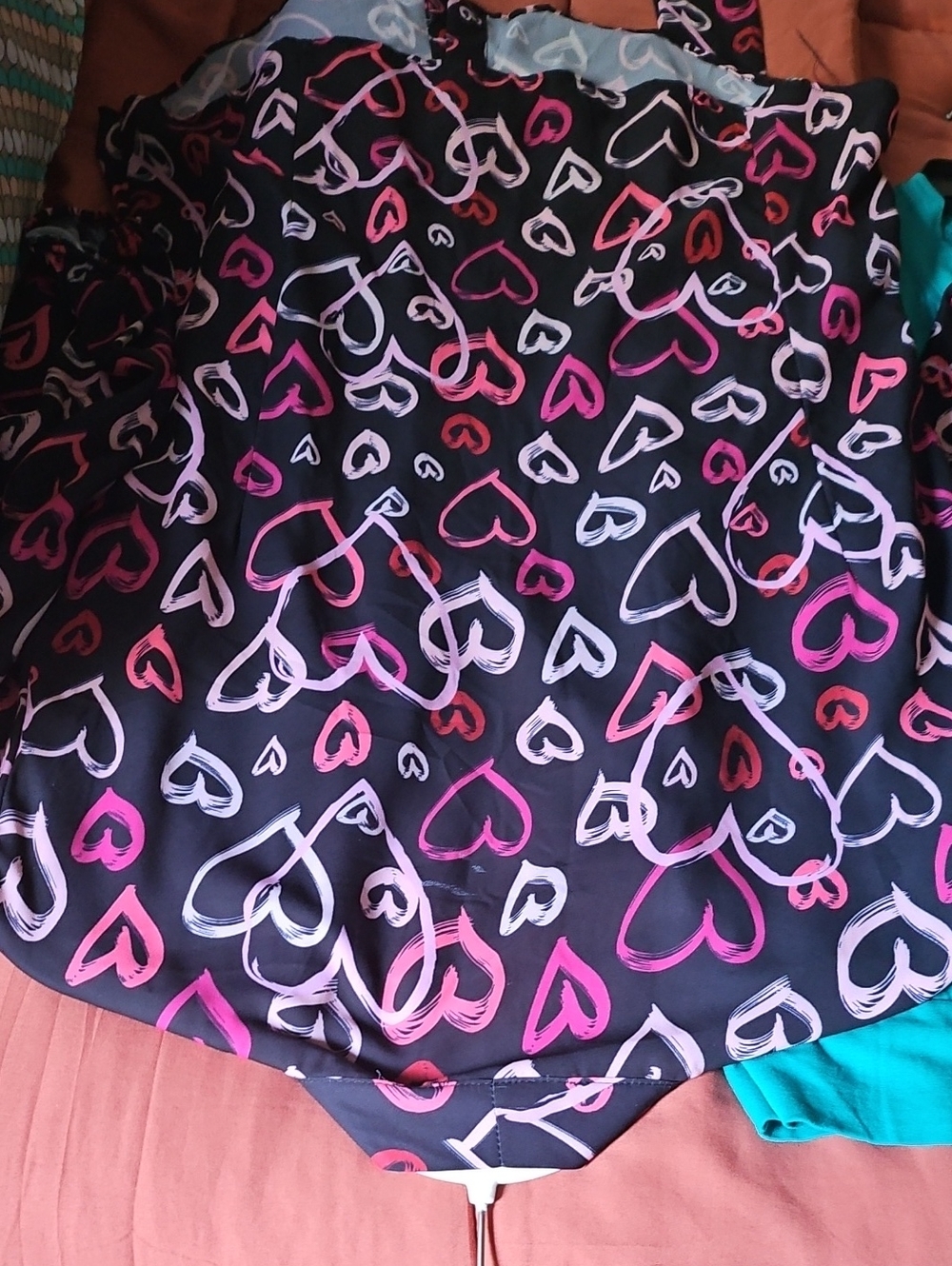 New York and Co Women Black Heart Print Tie-Front Top - Pink & Red Hearts - Picture 2 of 3